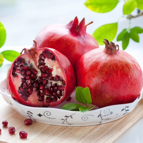 POMEGRANATES ARE IN SEASON – HERE’S WHY YOU’LL LOVE THEM!
