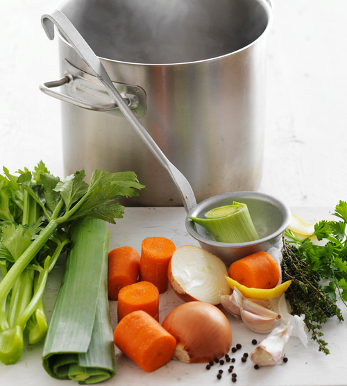 MAKING HOME-MADE VEGETABLE STOCK IS EZY